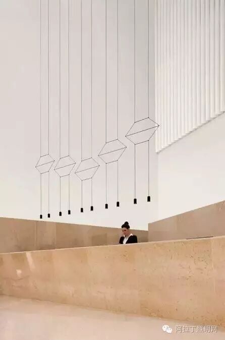 看这31款极简灯具如何诠释时兴的“冷淡风”？