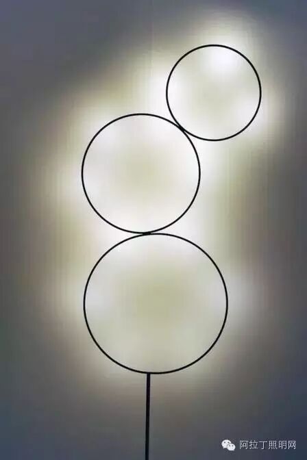 看这31款极简灯具如何诠释时兴的“冷淡风”？
