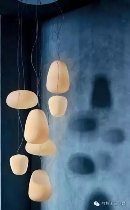 看这31款极简灯具如何诠释时兴的“冷淡风”？