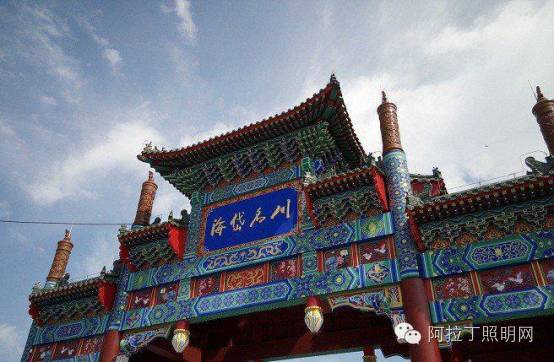 感情与理性如何协调？怎样让灯适应设计方案？|微课实录