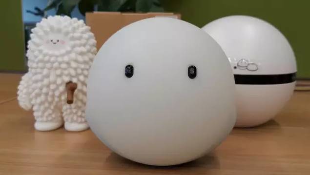 不需要电池，晒晒太阳就能发光，它为16亿人带来光明！