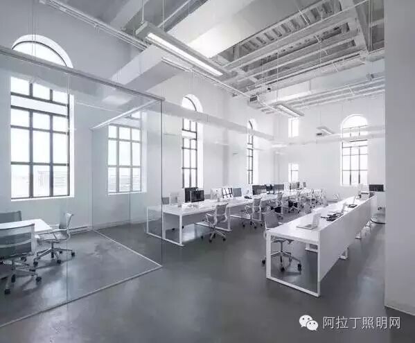 什么样的办公室灯光，才能提高个人工作的愉悦感？