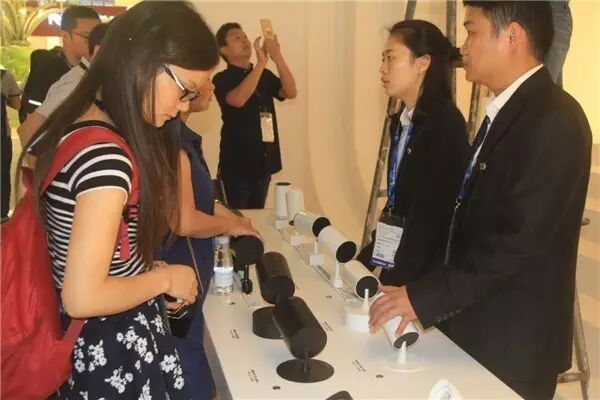 光亚展的正能“亮”，你感受到了咩？