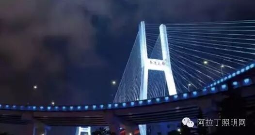 隧道照明工程应用案例及路灯试挂试验