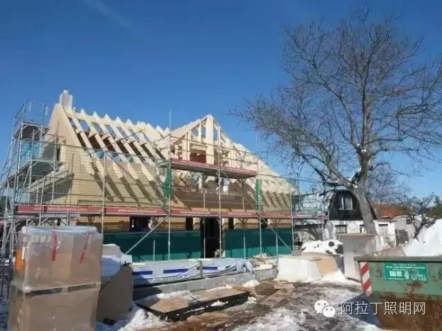 盖个屋顶，德国人也这么讲究！