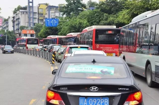 亮瞎眼！| 80辆车队巡游全城，只为向成都告白......