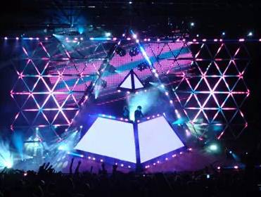 全球十大空前顶级演唱会舞台设计