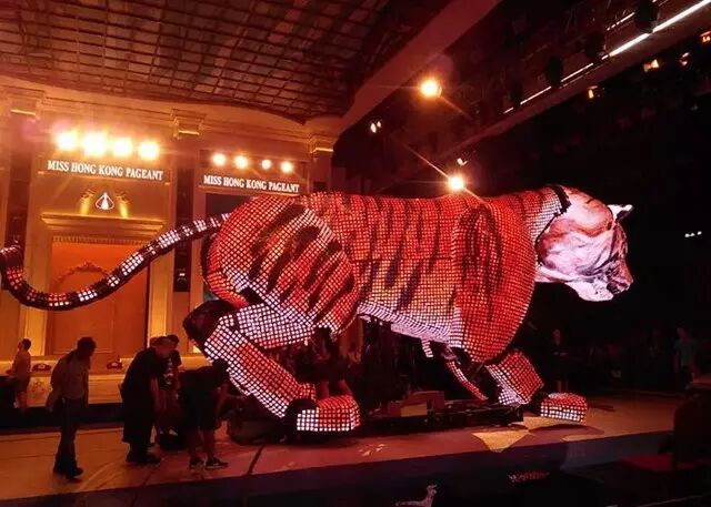 天了噜 万万没想到你是这样的LED显示屏！