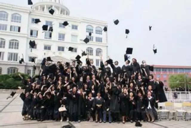...           ———记山东省第二届大学生综合素质大赛冠军 刘欢