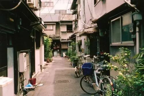 巷子深处里的宁静