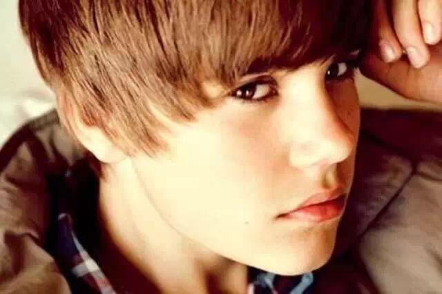 视频 贾斯汀比伯的歌会让人更加小气吗?