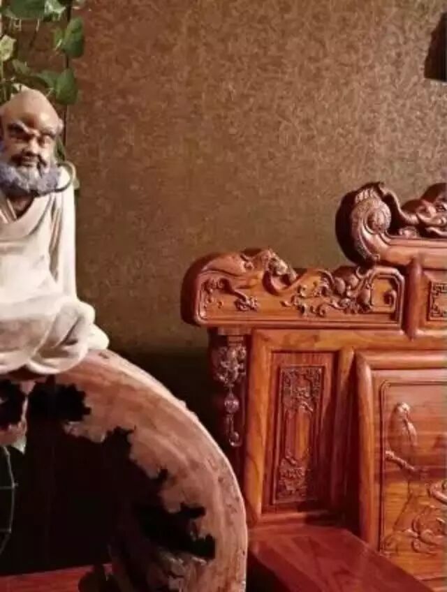 为什么新买的红木家具会发出响声?