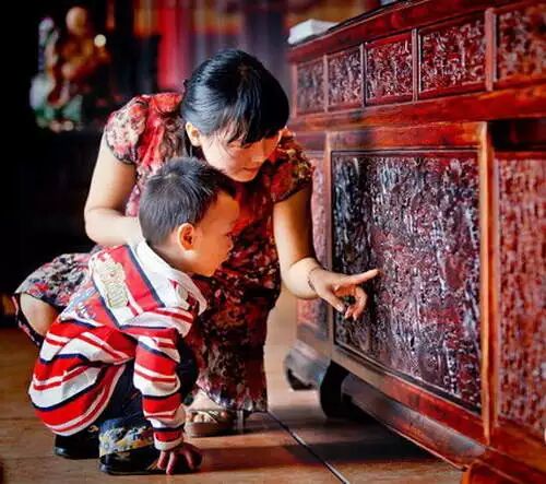 保值升值：红木家具选购及保养注意事项