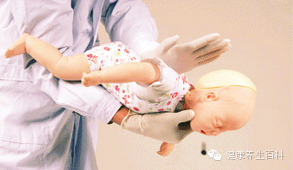 鱼刺卡到喉咙！救了100万人的海姆立克急救法！296 / 作者:风油精 / 帖子ID:107453