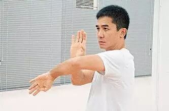 云浮仔沟女绝招来了:梁朝伟,亲自教你沟女大法,..