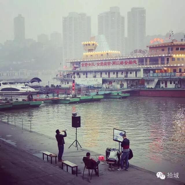 周馨:二胎妈妈的生活左与右 拾城摄影师的2015-怀孕期