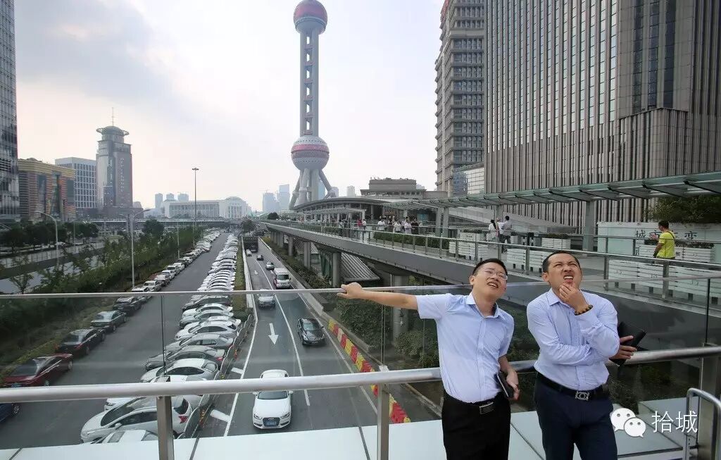 周馨:二胎妈妈的生活左与右 拾城摄影师的2015-怀孕期