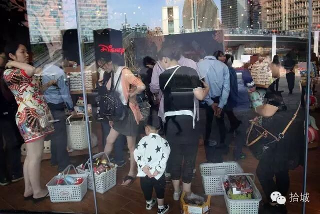 周馨:二胎妈妈的生活左与右 拾城摄影师的2015-怀孕期