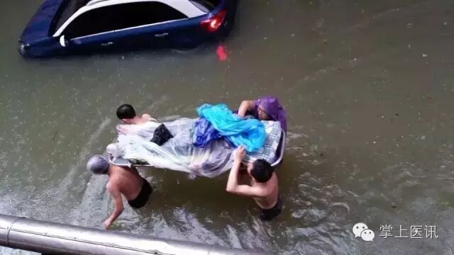 图说 | 灾情当前 医务人员从未缺席！