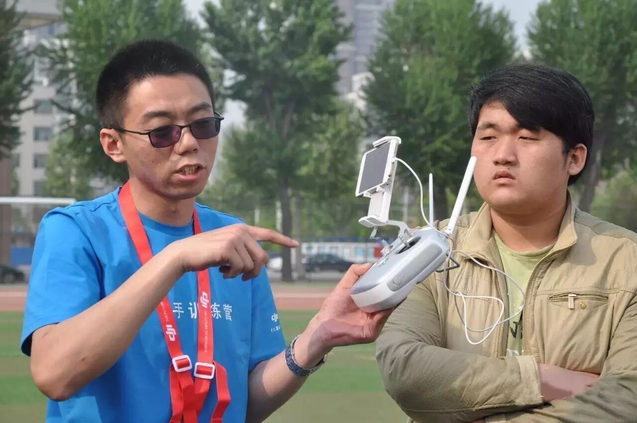 一場(chǎng)別開生面的視覺盛宴--大疆新飛手訓(xùn)練營首次走進(jìn)濟(jì)寧