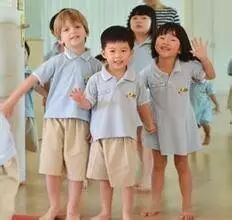 中国留学生的陪读父母：酸甜苦辣，后悔也得坚持