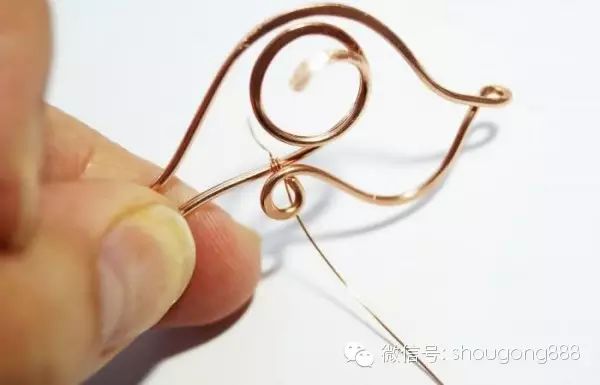 手工制作简单易学的小鸟毛衣链吊坠绕线首饰制作教程