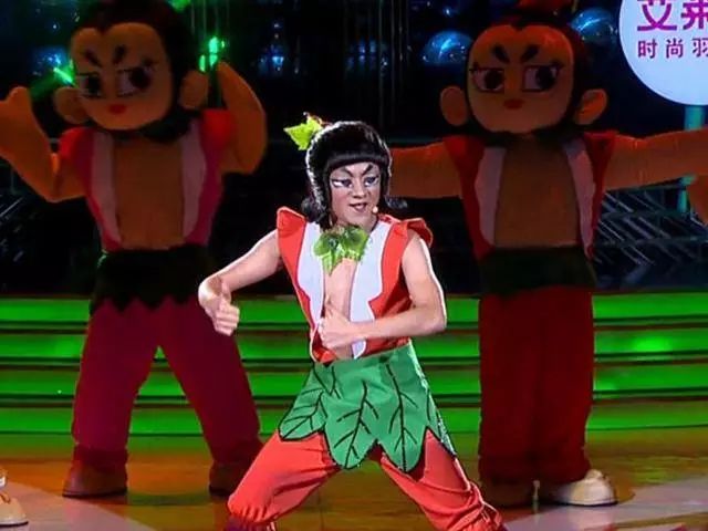 编辑区添加图片模板,点击图片区域可以更换图片。