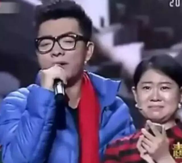 小沈阳汤潮唱哭全场想家的人