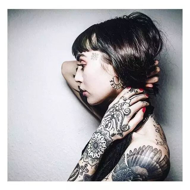 【Tattoo】Rihanna、Justin Bieber、Rita Ora都是找他!
