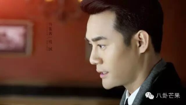 王凯就像一本书,看着看着就想睡了......