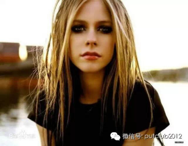 微英听歌曲:Avril Lavigne - Hush Hush