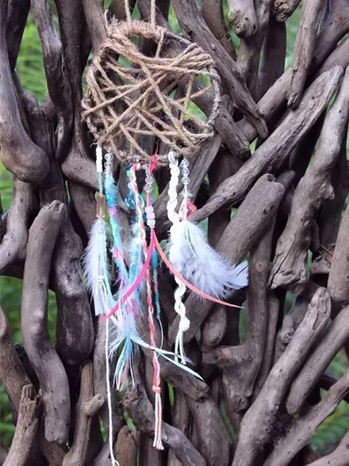 大自然竟能带给我们这么多的生活享受,将不起眼的树枝,树叶简单的创意