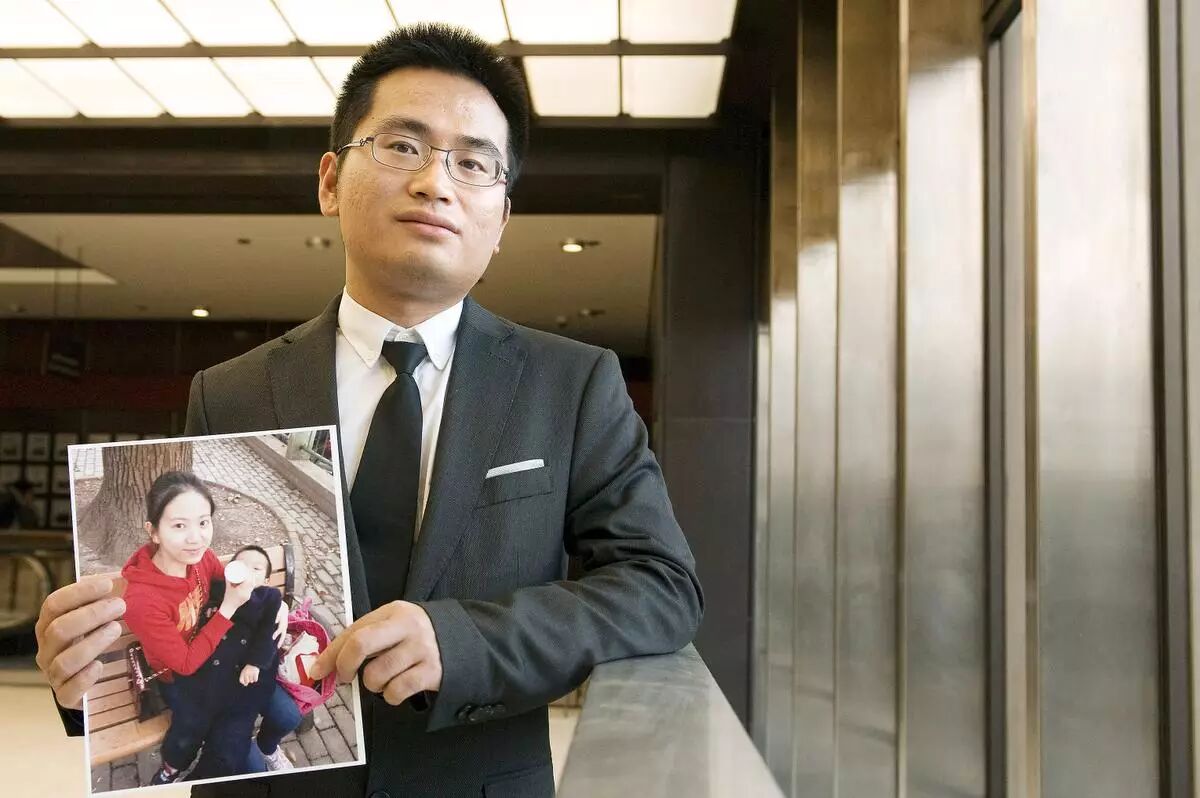 生二胎容易么?中国女子赴美生子大出血死亡 丈夫孩子获赔520万美元-怀孕期