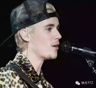 972【音乐】格莱美上的Justin Bieber帅了我一脸