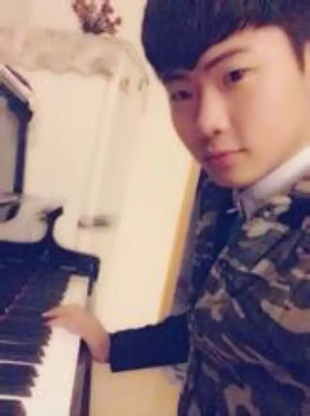 11岁男孩唱李健的《贝尔加湖》,牛宝咋那么多!