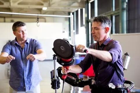 对话:Ekso <wbr>Labs联合创始人Russ <wbr>Angold讲述创业故事【转帖】