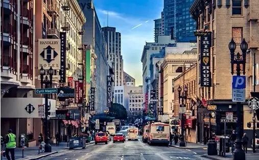 “一铺养三代”的时代过去了！商铺已成最危险的资产？