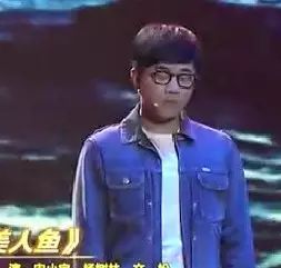 宋小宝大鹏调戏谢娜,亲嘴轮着来!