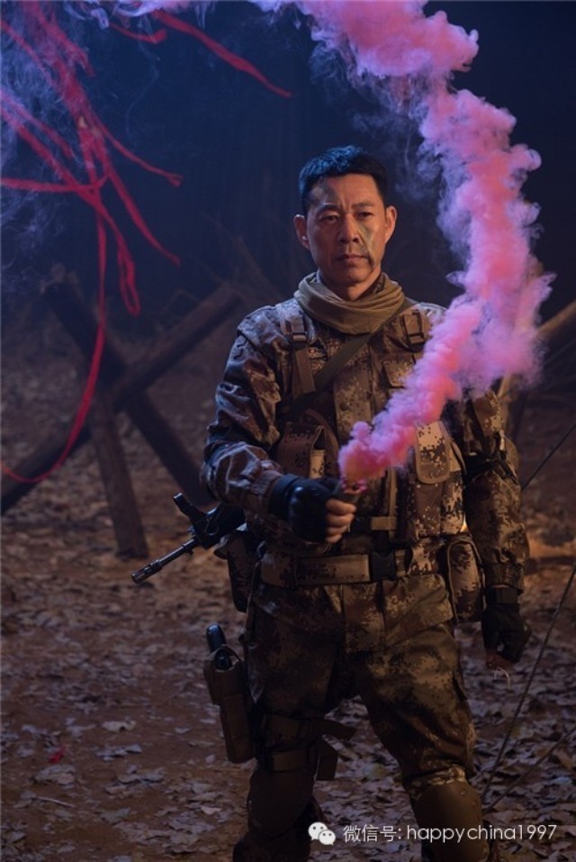 张丰毅带伤加盟《真正男子汉》  高龄“入伍”压力大