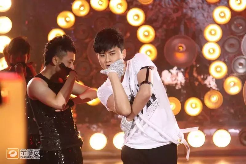 来跳舞吧  张杰说「今年演唱会要动一下」