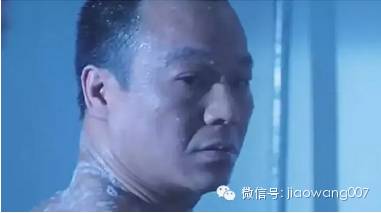 他是陈浩南的原型,在铜锣湾有众多小弟,古天乐曾替他还钱