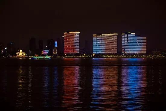 案例 | 长江第一灯光秀赏析