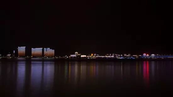 案例 | 长江第一灯光秀赏析