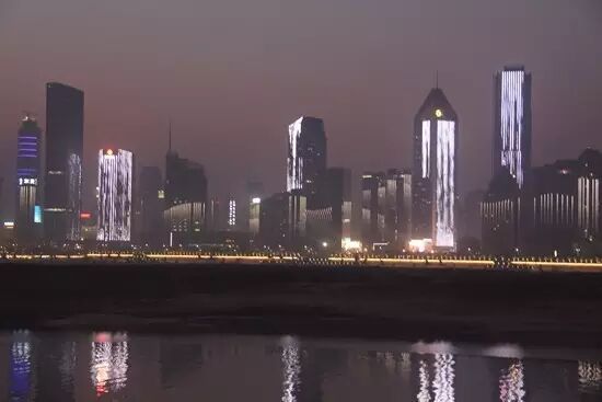 案例丨打造南昌璀璨灯光秀，爱克添彩绘就新画卷