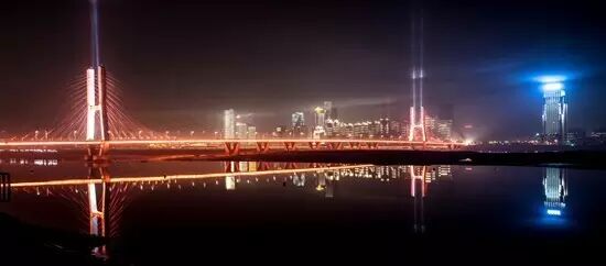 案例丨打造南昌璀璨灯光秀，爱克添彩绘就新画卷