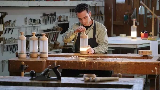 灯具 | 脑洞又开！伦敦设计师用活塞控制灯光量