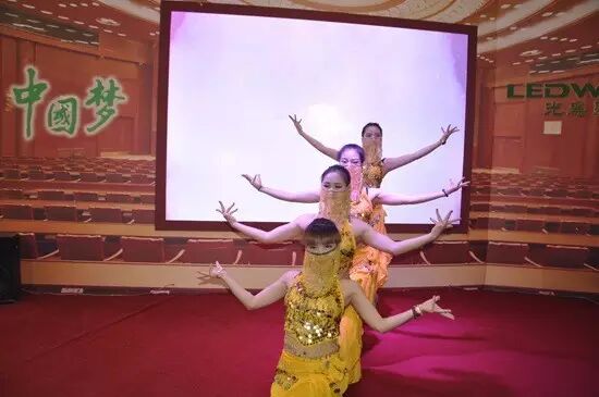 展讯 | 光为照明出击光亚展，展厅人气旺