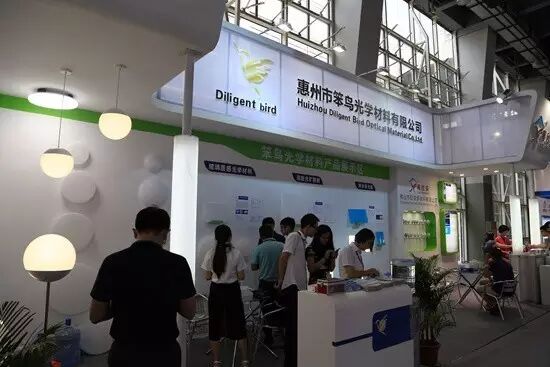 展讯丨笨鸟光学：以创新成就专业光学材料制造商