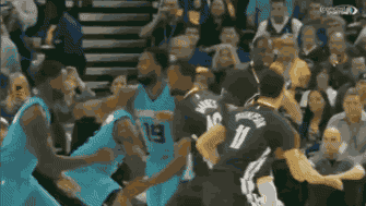 兰斯-史蒂芬森 活在自己世界里的2b欢乐青年-nba篮球