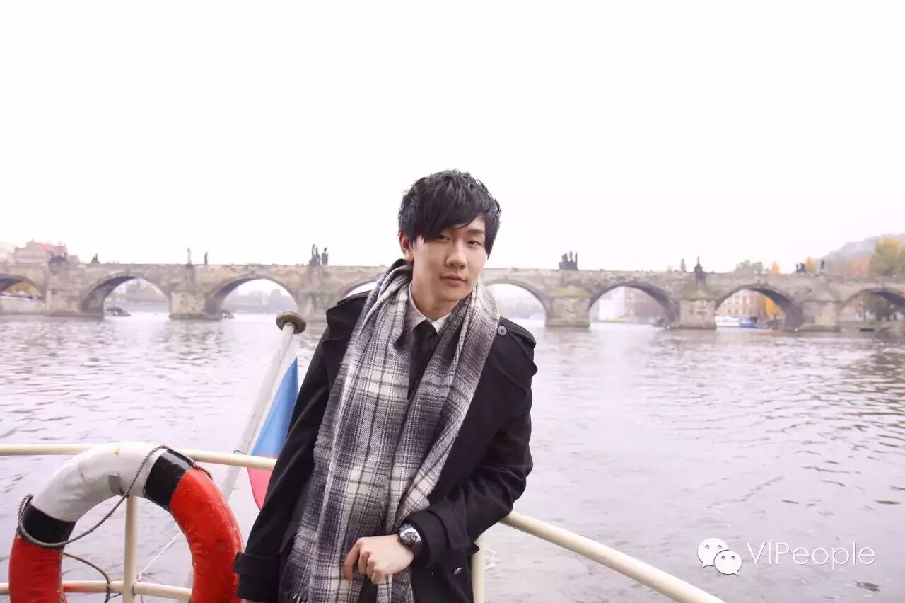 在音乐的世界里悠然行走丨林俊杰